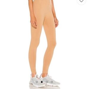 SET Active Tan Leggings